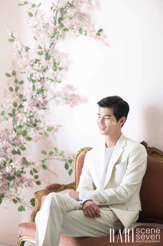 Blooming Days | Korean Pre-wedding Photography by RaRi Studio on OneThreeOneFour 39