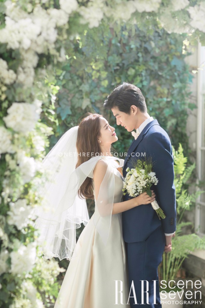 Blooming Days | Korean Pre-wedding Photography by RaRi Studio on OneThreeOneFour 27