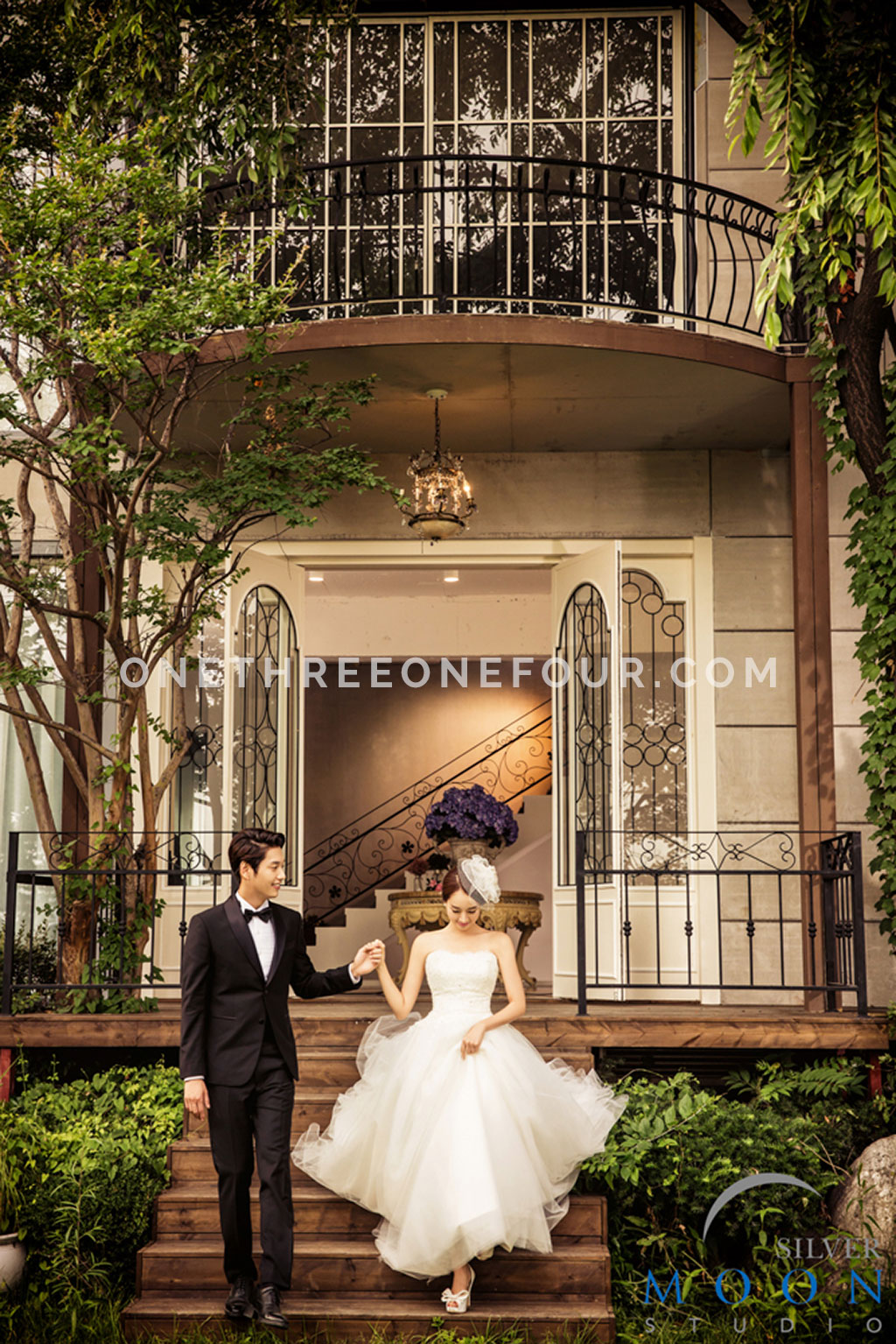 Korean Studio Pre-Wedding Photography: The Mansion by Silver Moon Studio on OneThreeOneFour 1