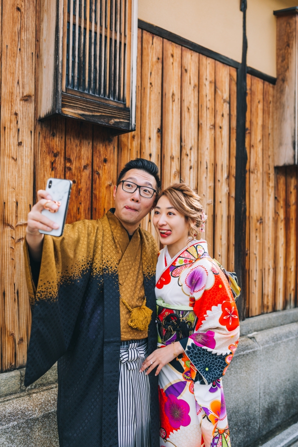 Kyoto Kimono Photoshoot At Ninenzaka Area  by Shu Hao on OneThreeOneFour 15