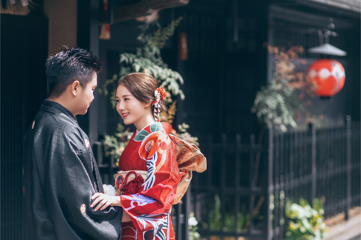 穿著日本傳統和服在日本京都櫻花季的婚紗拍攝 by Kinosaki on OneThreeOneFour 5
