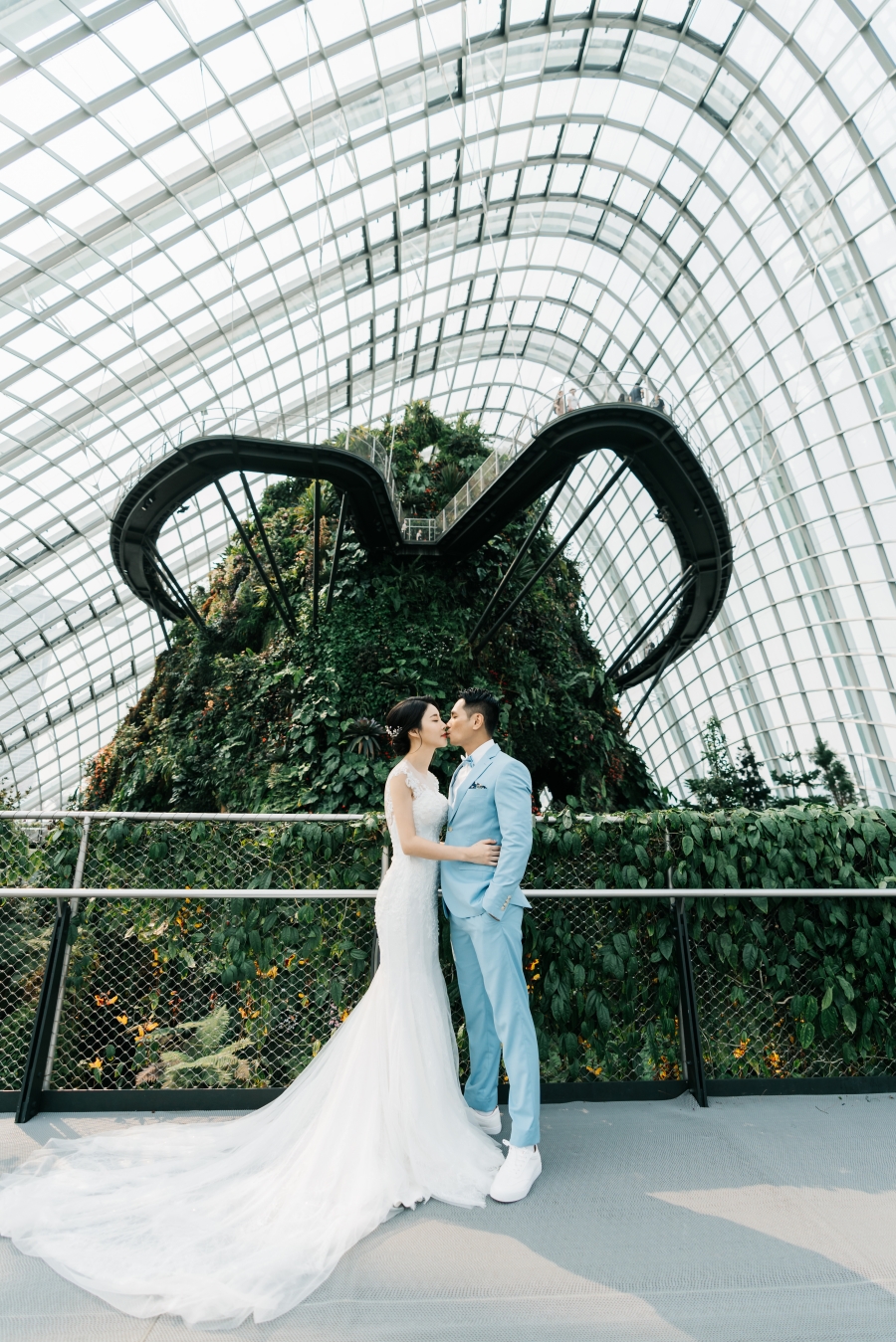 Singapore Pre-Wedding Photoshoot At Cloud Forest, Fort Canning Spiral Staircase And Marina Bay For Korean Couple  by Michael  on OneThreeOneFour 2