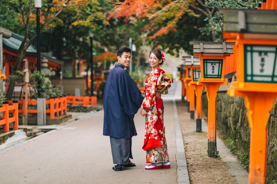 Japan Kyoto Autumn Higashiyama Kimono Prewedding Photoshoot by Shu Hao on OneThreeOneFour 12