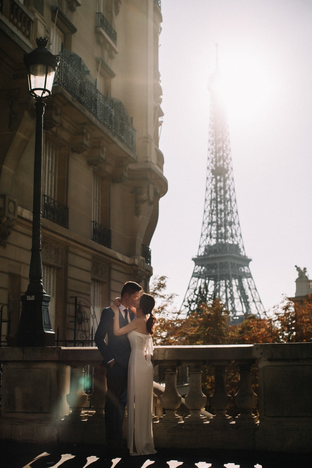 法國巴黎蜜月旅拍 - 艾菲爾鐵塔、羅浮宮與比爾哈克姆橋 by Vin on OneThreeOneFour 10