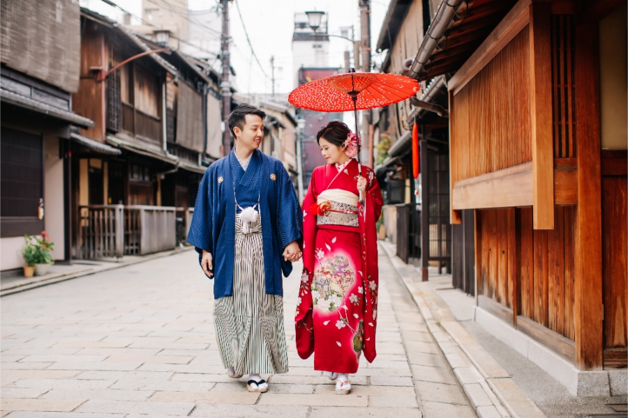 A&L: Kyoto Autumn Pre-wedding Photoshoot at Kimono Forest by Kinosaki on OneThreeOneFour 0