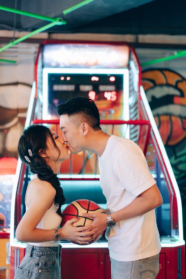C&M: Fun pre-wedding at Level Up bar, Changi Jewel and Wetlands by Michael on OneThreeOneFour 10