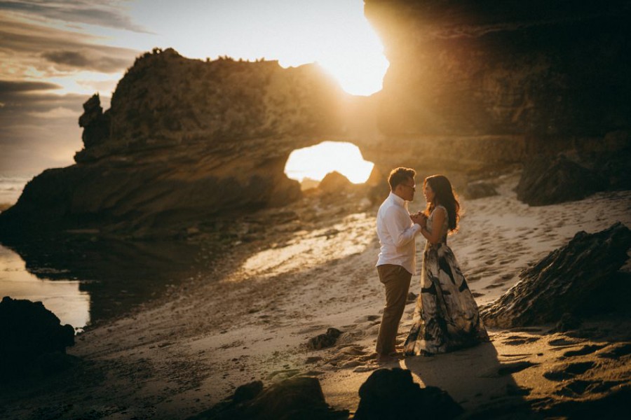 Pre-Wedding Photoshoot At Melbourne - Cape Schanck Boardwalk And Great Ocean Road by Felix  on OneThreeOneFour 17