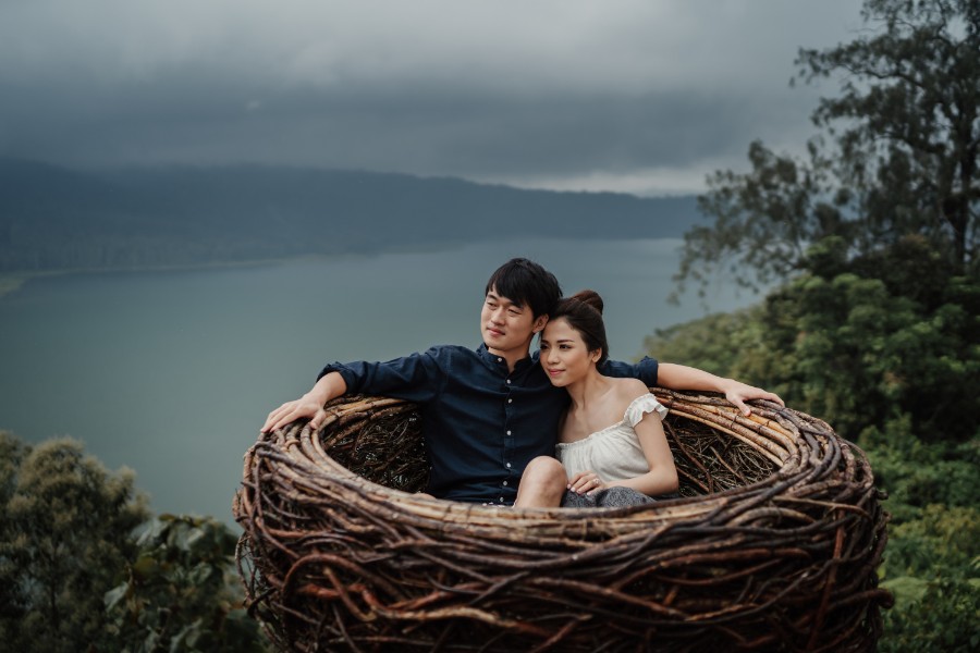 C&K: Hong Kong Couple's pre-wedding photoshoot in Bali at Lake Tamblingan, waterfall, Bali swings and beach by Hendra on OneThreeOneFour 31