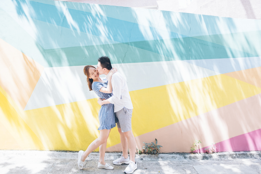Hong Kong Outdoor Pre-Wedding Photoshoot At Central by Paul on OneThreeOneFour 3