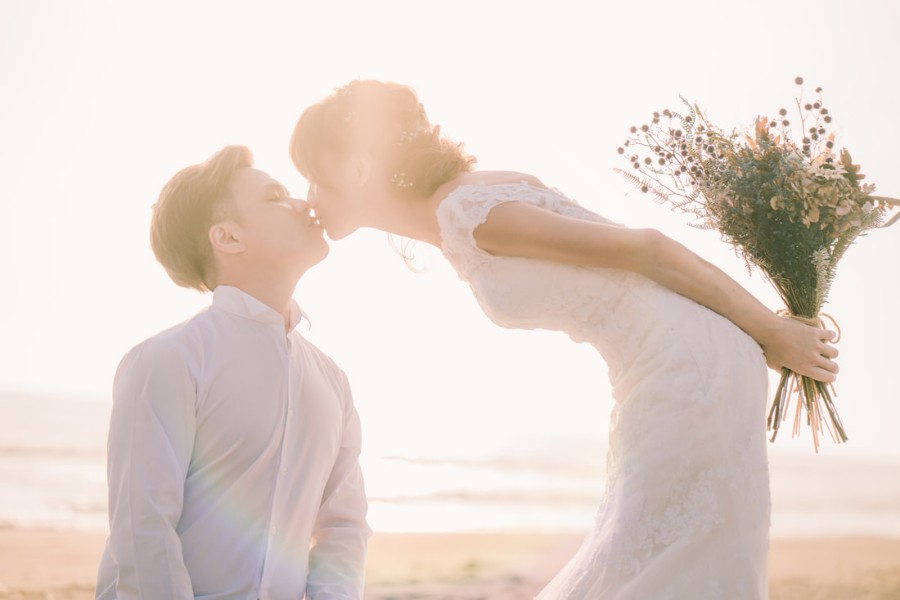 Taiwan Outdoor Pre-Wedding Photoshoot At Forest And Beach  by Star  on OneThreeOneFour 21