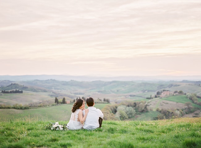 Tuscany Pre-Wedding Photoshoot by Olga  on OneThreeOneFour 1