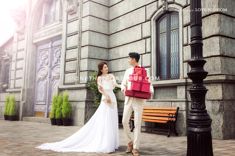 2016 Studio Bong Korea Pre-Wedding Photography - Love Blossom  by Bong Studio on OneThreeOneFour 13