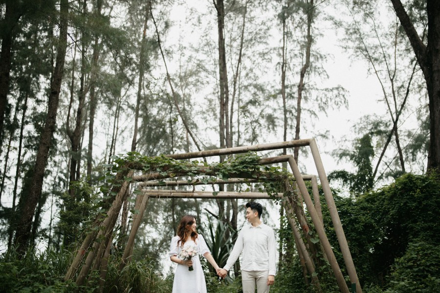 S & L - Singapore Outdoor Pre-Wedding at Coney Island & Gardens By The Bay by Chan on OneThreeOneFour 2