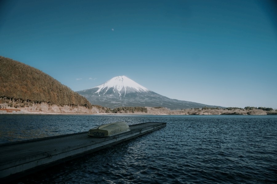 B&K: Pre-wedding with Mount Fuji in Tokyo by Ghita on OneThreeOneFour 19