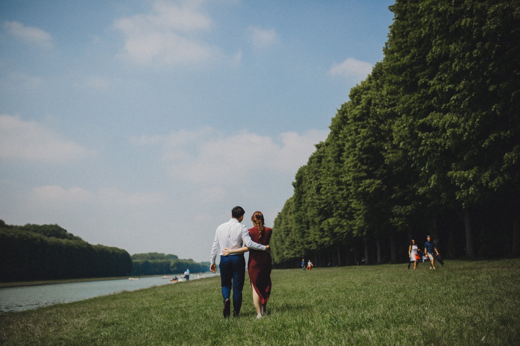 Pre-Wedding Photoshoot In Paris At Eiffel Tower And Palace Of Versailles  by LT on OneThreeOneFour 22