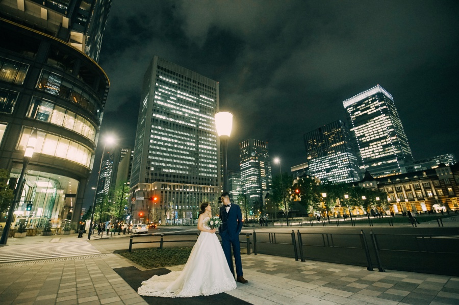 Tokyo Pre-Wedding Photoshoot At Shiba Park And Tokyo Station  by Lenham on OneThreeOneFour 20