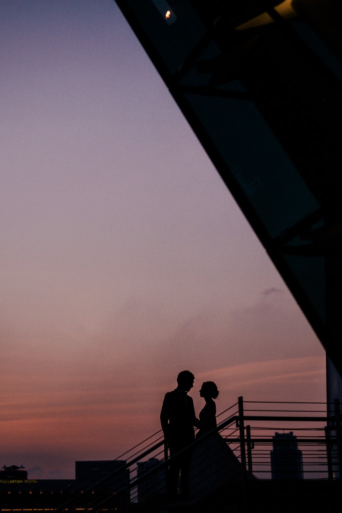 Singapore Pre-Wedding Photography - Japanese Couple Pre-Wedding Night Photoshoot at MBS by Cheng on OneThreeOneFour 20