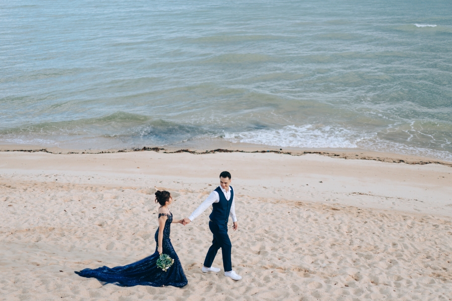 Singapore Pre-Wedding Couple Photoshoot At Jewel, Changi Airport And East Coast Park Beach by Michael on OneThreeOneFour 18