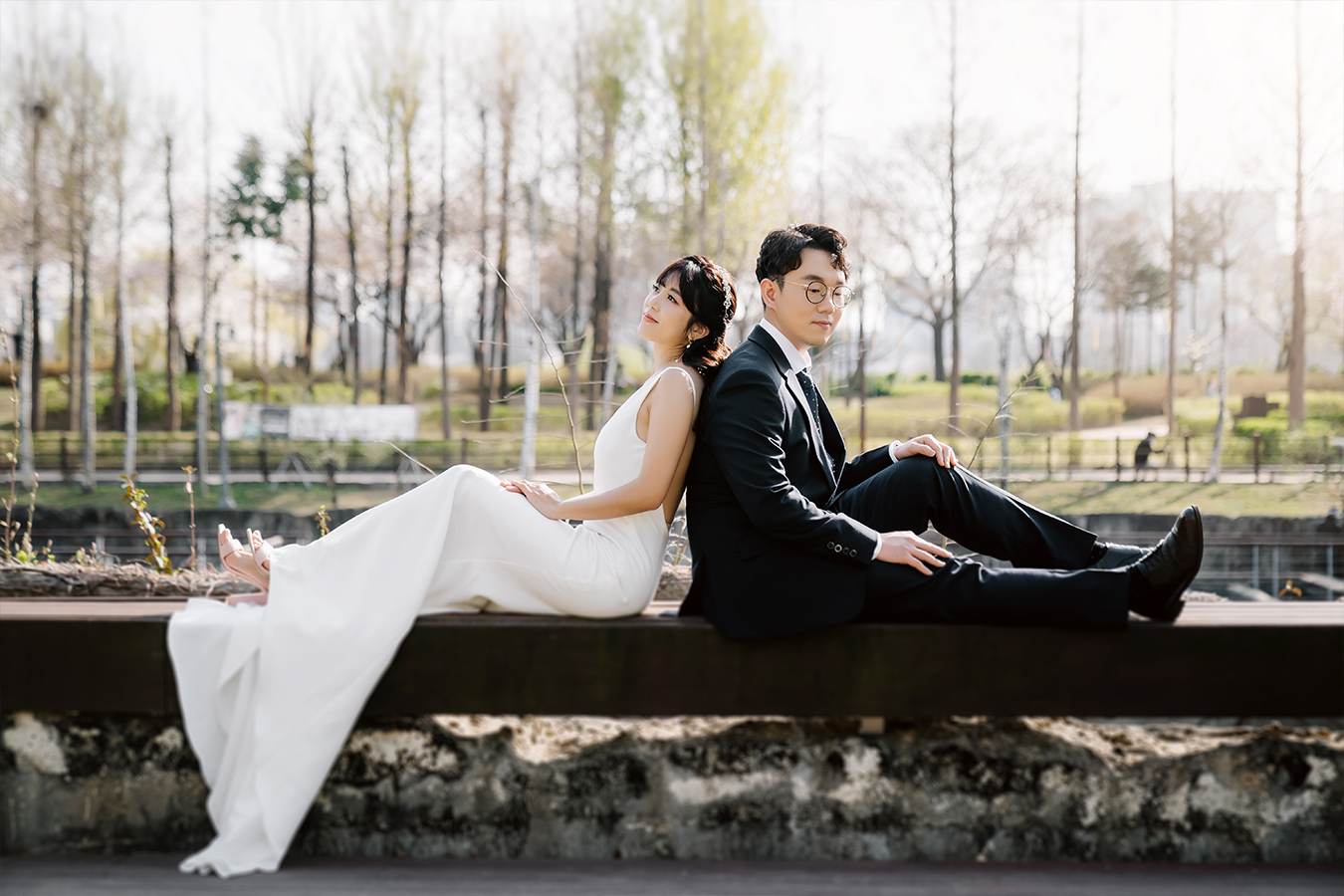Cute Korea Pre-Wedding Photoshoot Under the Cherry Blossoms Trees by Jungyeol on OneThreeOneFour 4