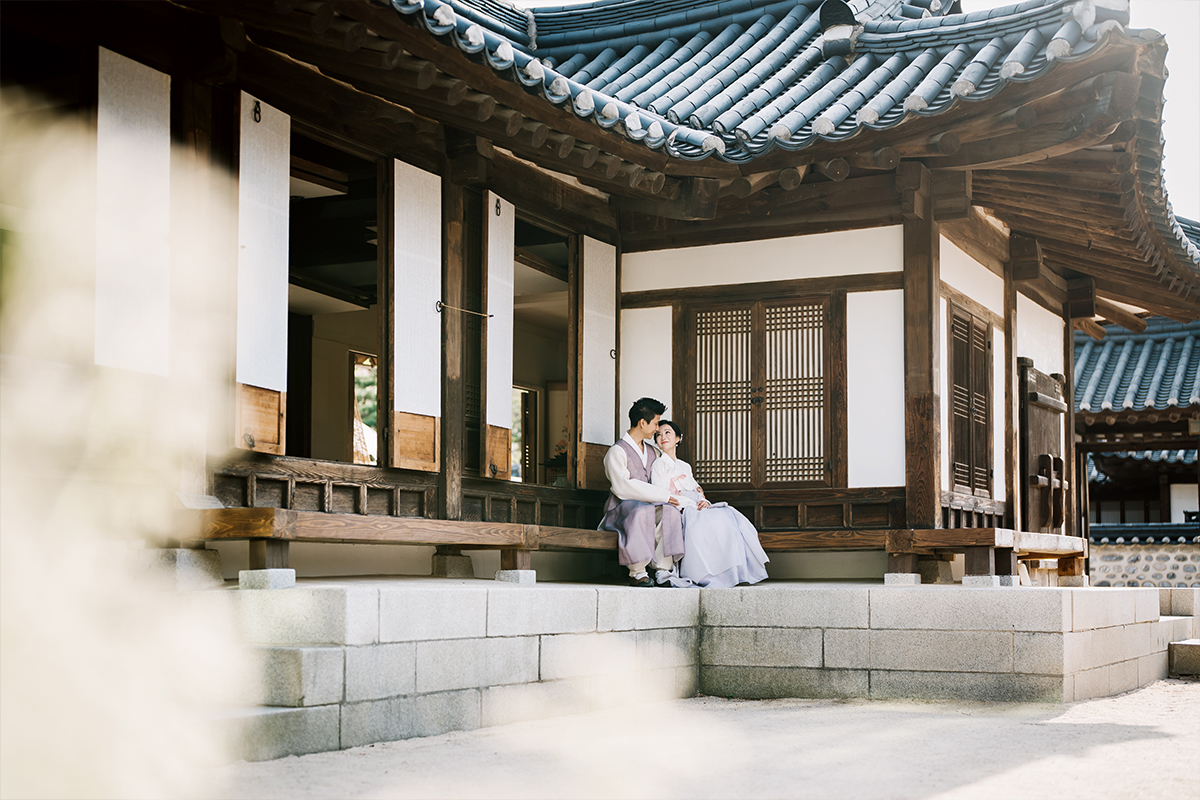 Australia Couple Hanbok Photoshoot in Korea by Jungyeol on OneThreeOneFour 15