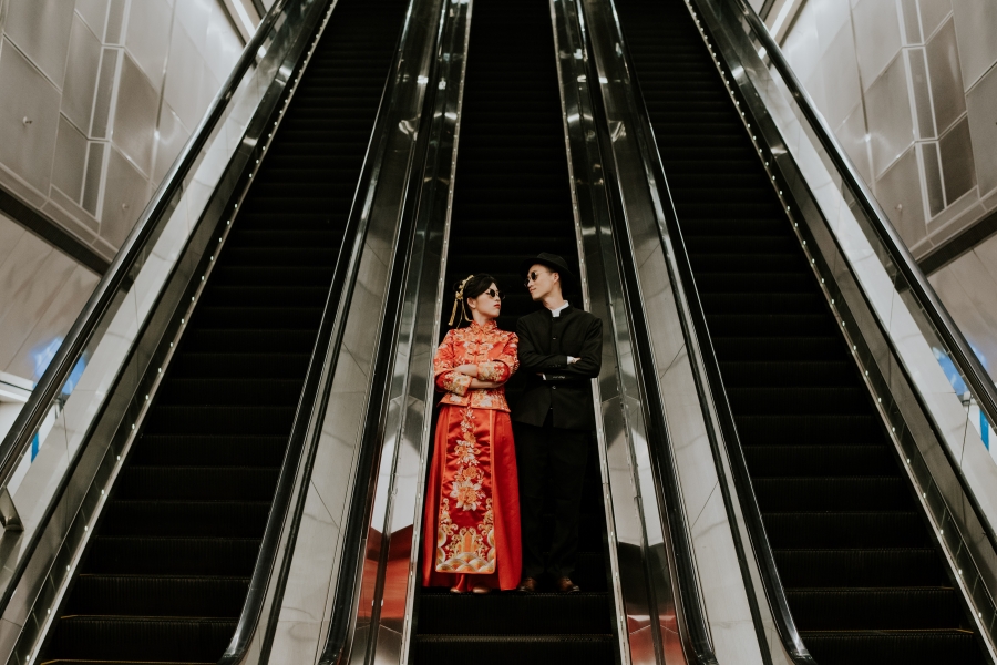Retro Oriental Pre Wedding Photoshoot In Kuala Lumpur Petaling Street by Yan on OneThreeOneFour 3
