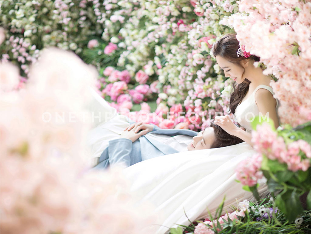 M Company - Korean Pre-Wedding Photography: Floral Romance by M Company on OneThreeOneFour 1