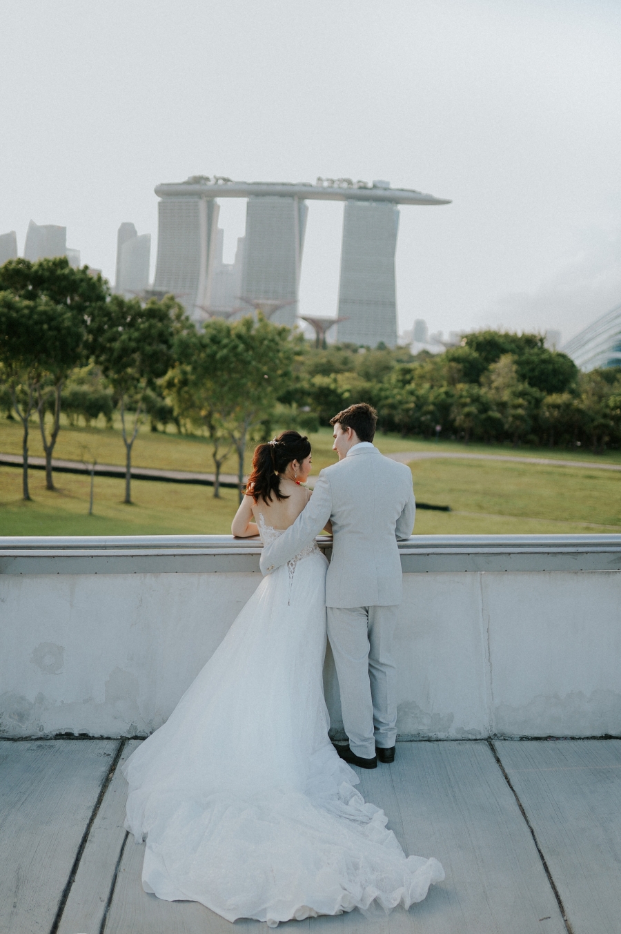 新加坡婚紗攝影 － 福康寧公園，新加坡濱海堤壩，濱海灣金沙夜景 by Charles on OneThreeOneFour 15