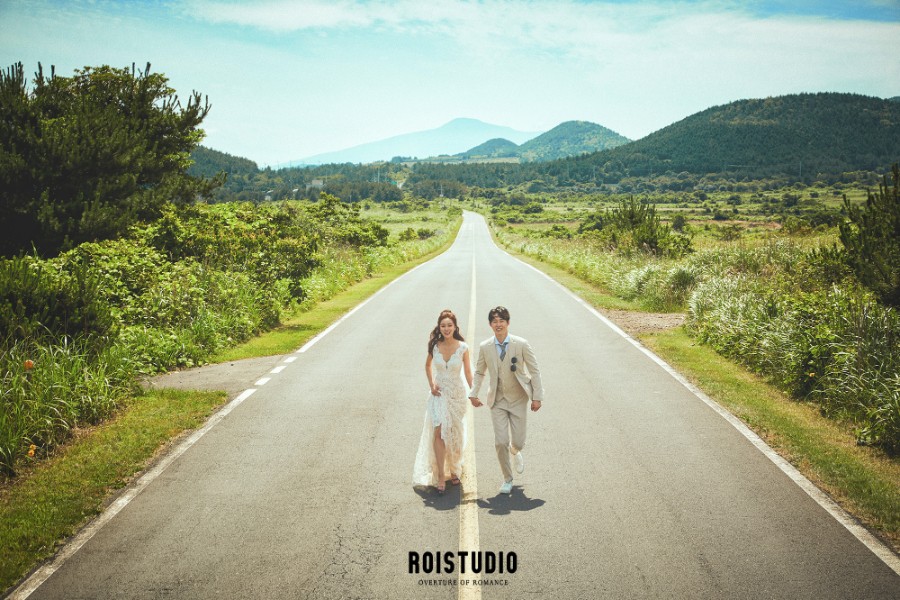 ROI Studio: Jeju Island Korean Wedding Photography by Roi on OneThreeOneFour 37