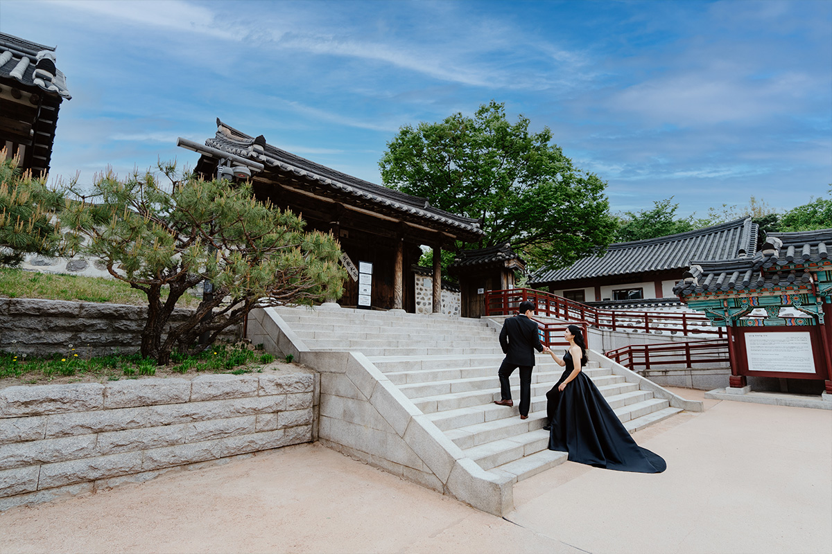 Korea Prewedding in Namsangol Hanok Village & Bukchon Hanok village by Jungyeol on OneThreeOneFour 5