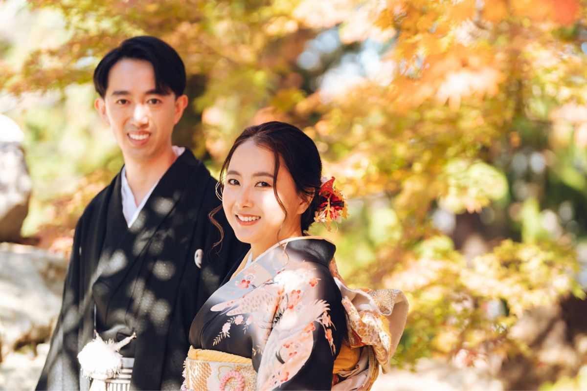 Kyoto & Nara Autumn Prewedding Photoshoot In Kimono And At Nara Deer Park by Kinosaki on OneThreeOneFour 3