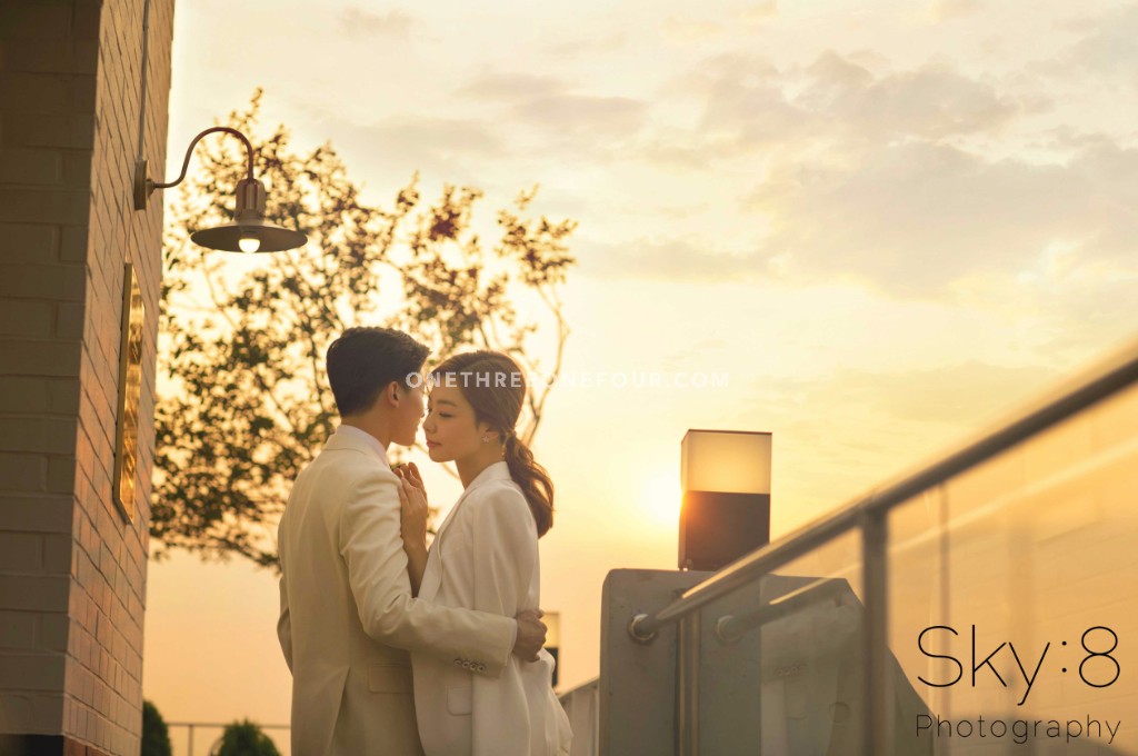 RaRi SKY:8 | Korean Pre-wedding Photography by RaRi Studio on OneThreeOneFour 35