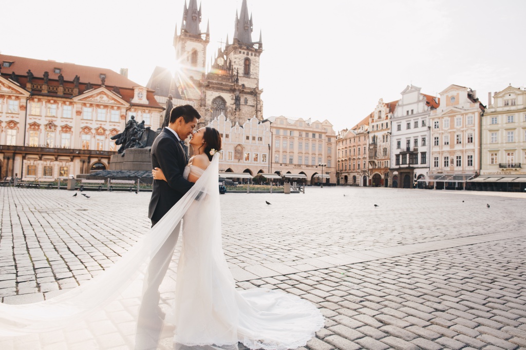 Prague Pre-Wedding Photoshoot At Old Town Square, Vrtba Garden And St. Vitus Cathedral  by Nika  on OneThreeOneFour 1