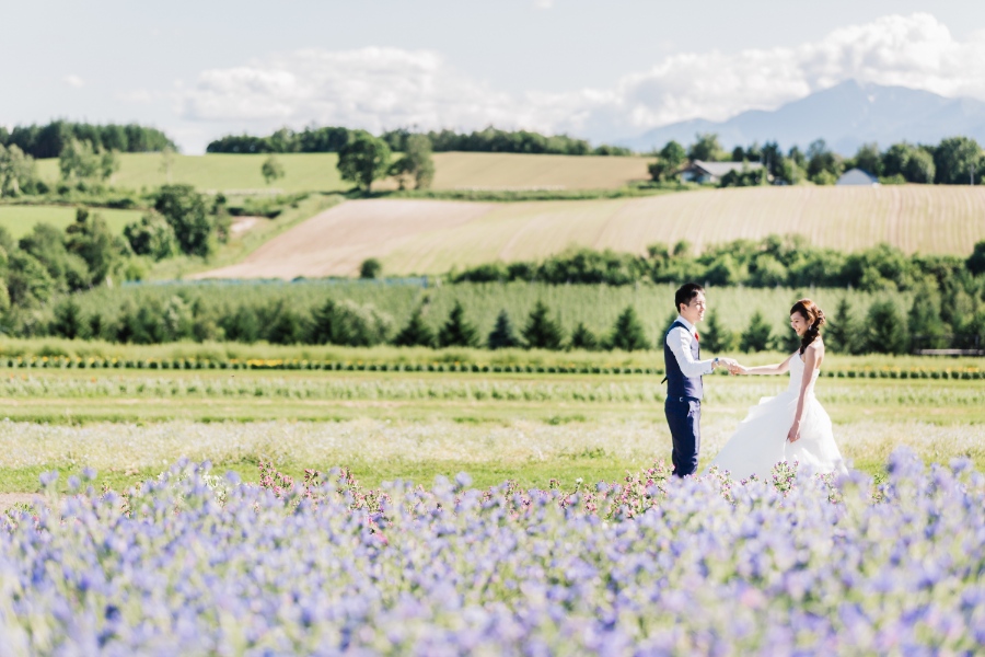 Hokkaido Lavender Pre-Wedding Photography at Roller Coaster Road and Lavender Park by Kouta on OneThreeOneFour 11