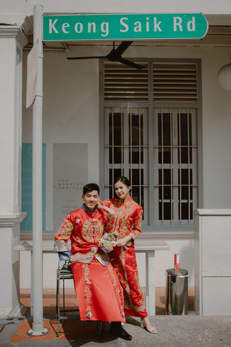 M&C: Singapore Outdoor Pre-wedding in traditional wedding outfit by Samantha on OneThreeOneFour 23