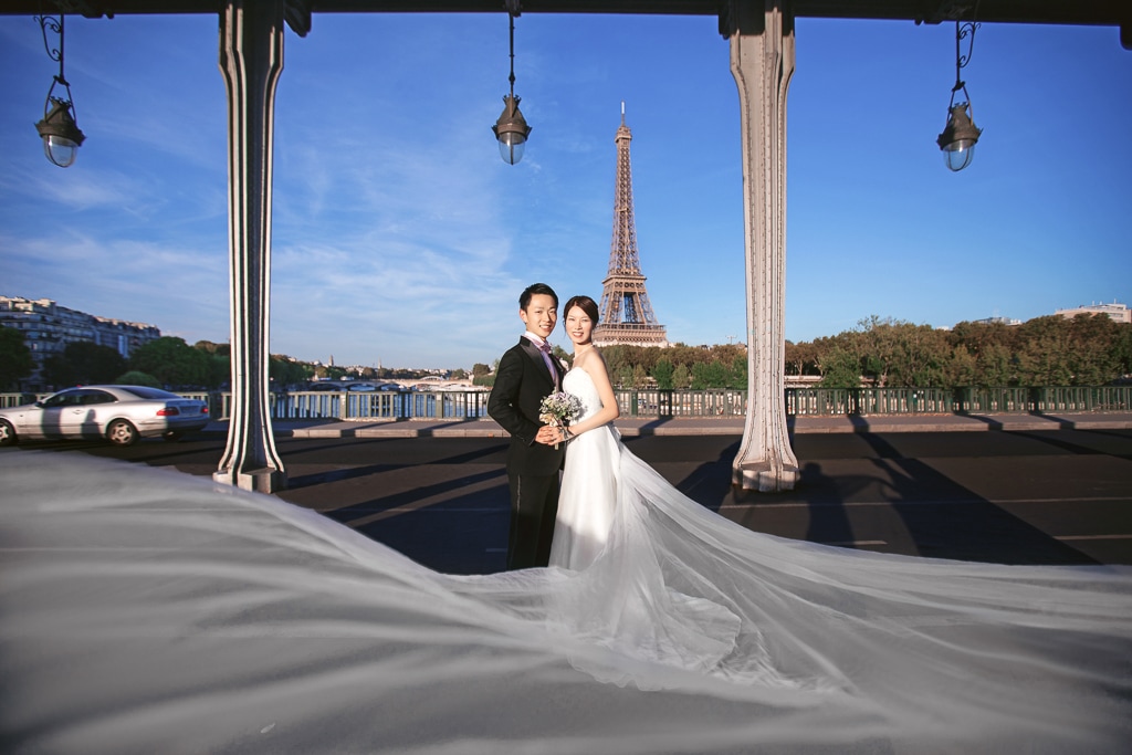 Night Shoot in Paris - Wedding Shoot at Louvre Museum, Bir Hakeim, Eiffel Tower by Yao on OneThreeOneFour 12