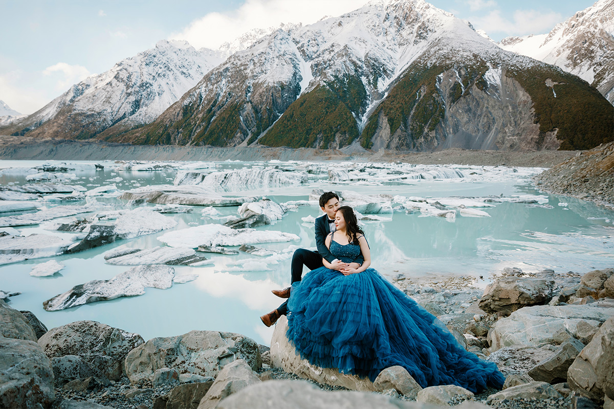 New Zealand Snow Mountains and Glaciers Pre-Wedding Photoshoot by Fei on OneThreeOneFour 17
