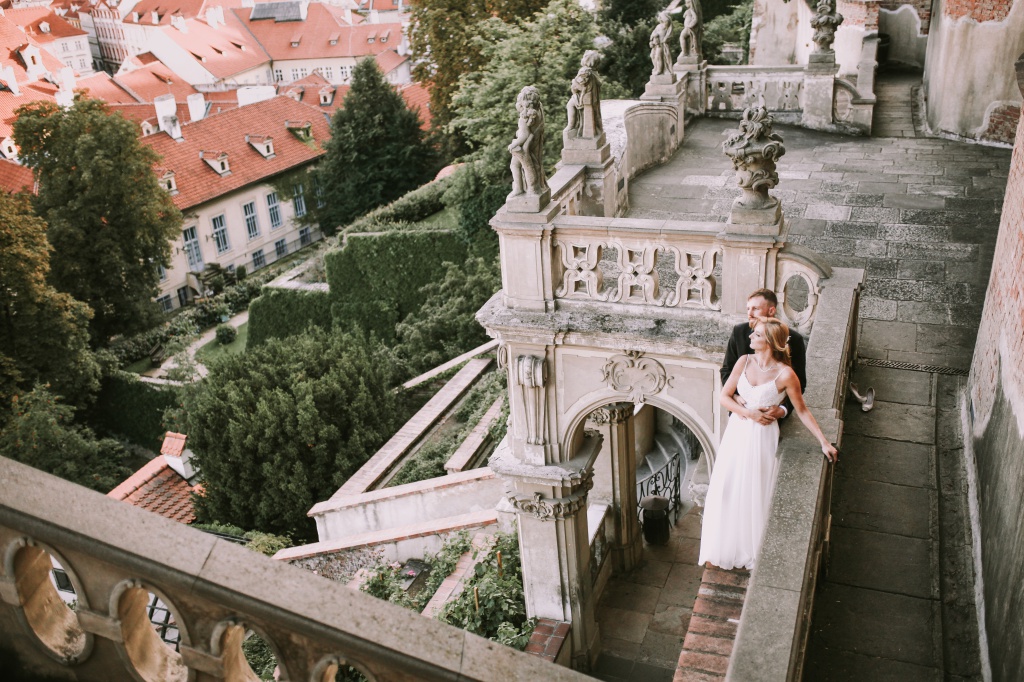 Prague Pre-Wedding Photoshoot At Charles Bridge  by Vickie on OneThreeOneFour 9