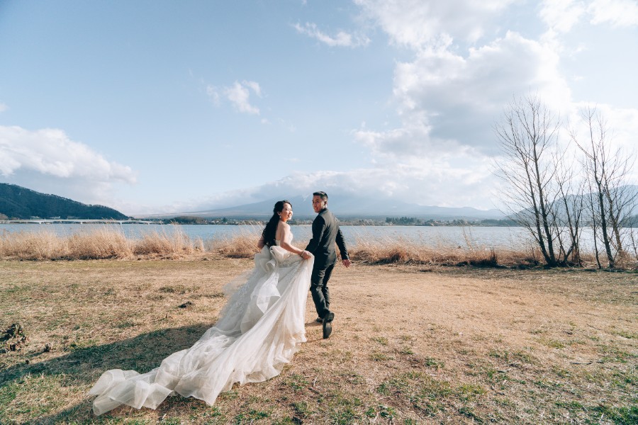J&A: Pre-wedding in Tokyo with early blooming sakura and Mt Fuji by Dahe on OneThreeOneFour 22