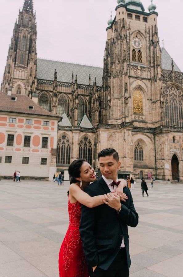 Prague Czech Republic Adventurous prewedding photography with swans, mechanical clock, at Old Town Hall by Nika on OneThreeOneFour 5