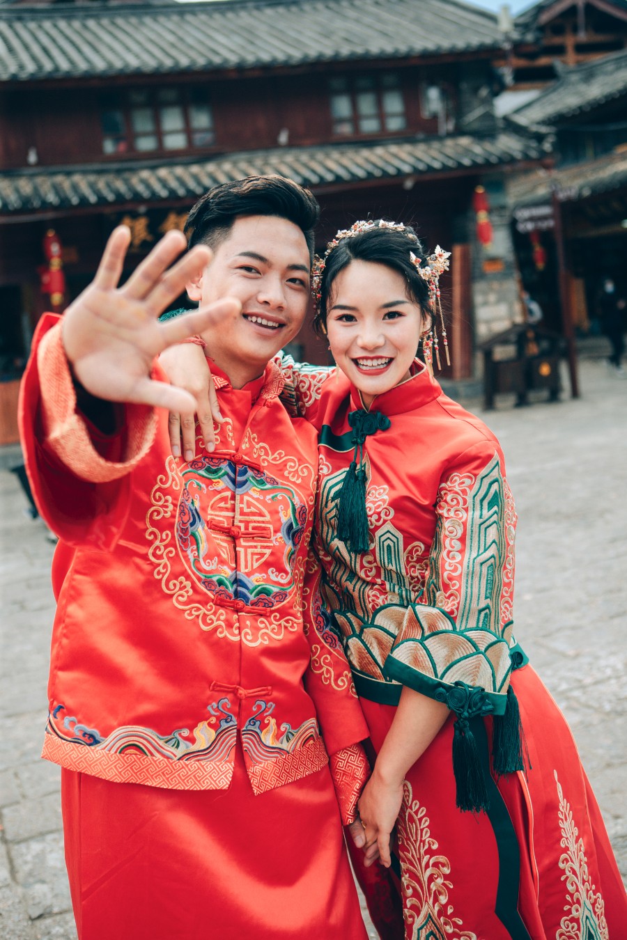 Yunnan Outdoor Pre-Wedding Photoshoot At Lijiang Jade Dragon Mountain & Ancient Town by Cao on OneThreeOneFour 2
