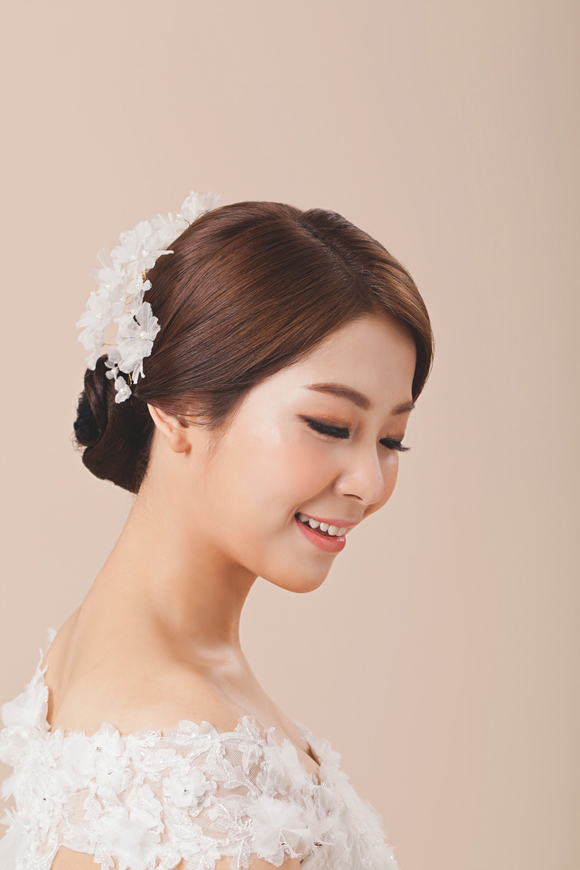 Cloe Korean  Bridal Hair  Makeup  Salons OneThreeOneFour