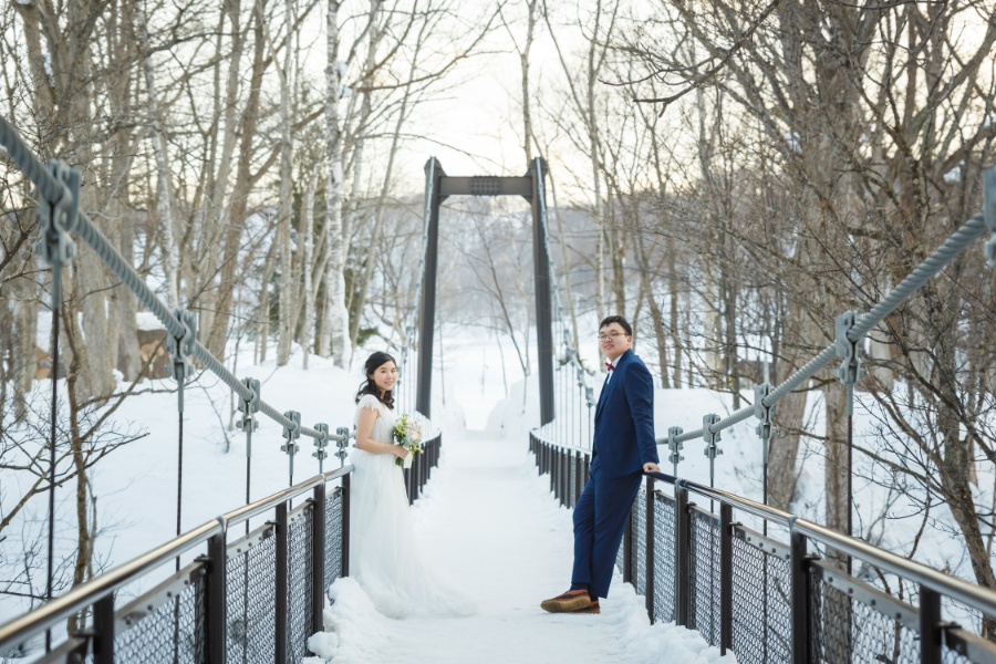 Niseko Hokakido Snow Winter Pre-Wedding Photography by Kuma on OneThreeOneFour 24