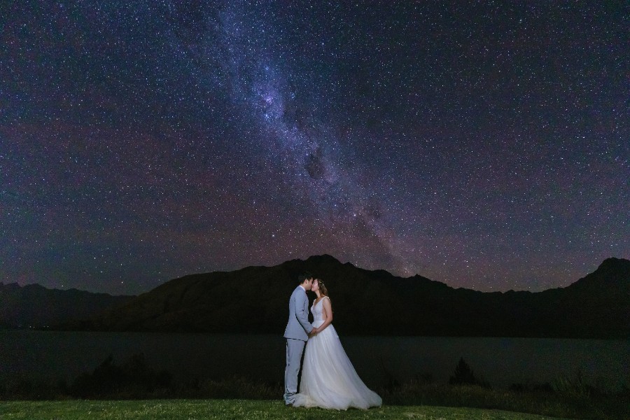 SH&J: Romantic fairytale pre-wedding in New Zealand with horse and at Lake Pukaki and Lake Tekapo by Fei on OneThreeOneFour 18