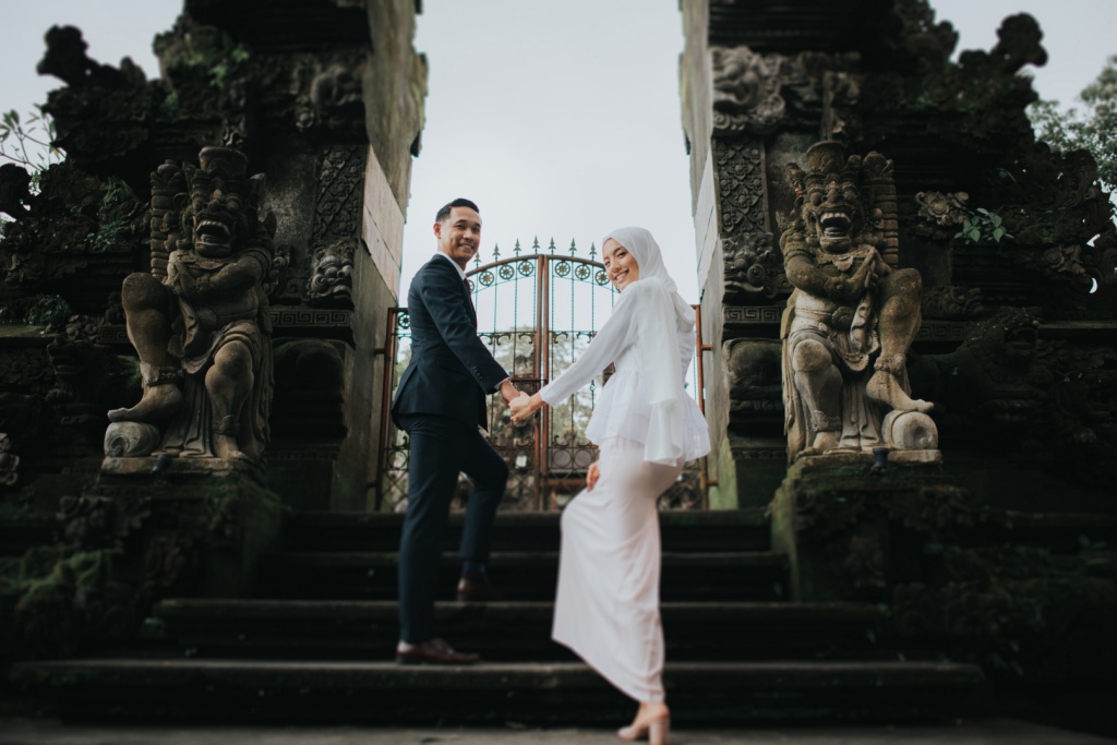 Bali Honeymoon Photoshoot For Singapore Malay Couple by Cahya  on OneThreeOneFour 22