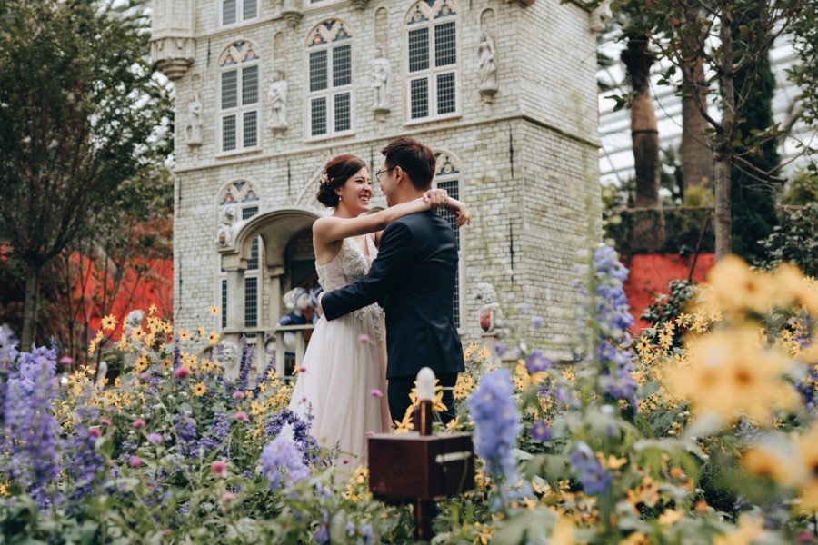 K&V: Pre-wedding in Singapore at Jewel, Gardens by the Bay and Jurong Lake Gardens by Grace on OneThreeOneFour 18