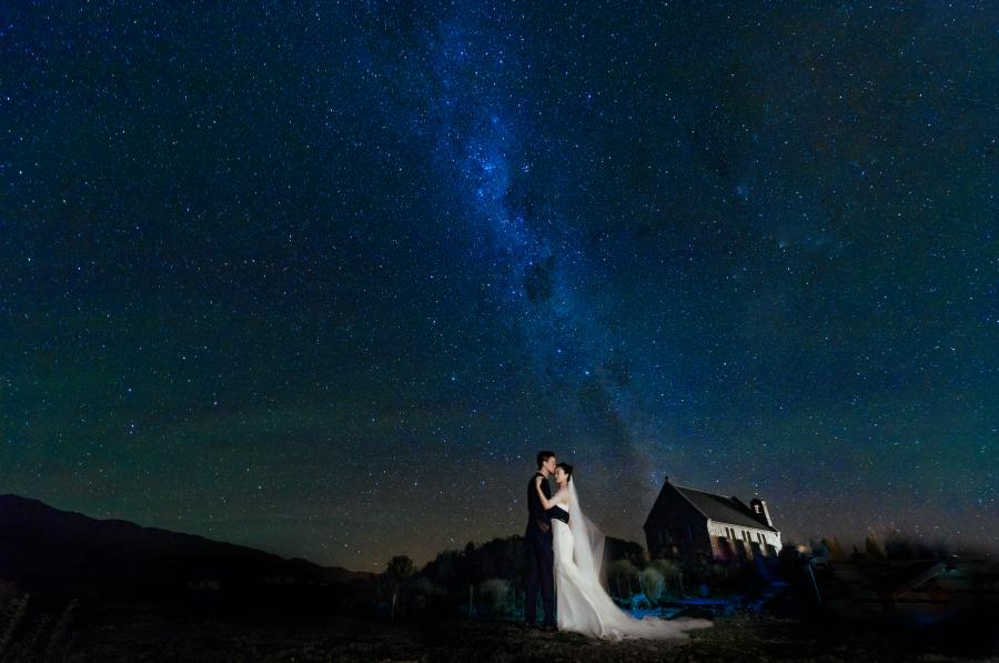 New Zealand Pre-Wedding Photoshoot At Snow Mountain And Night Shoot At Lake Tekapo by Fei on OneThreeOneFour 16