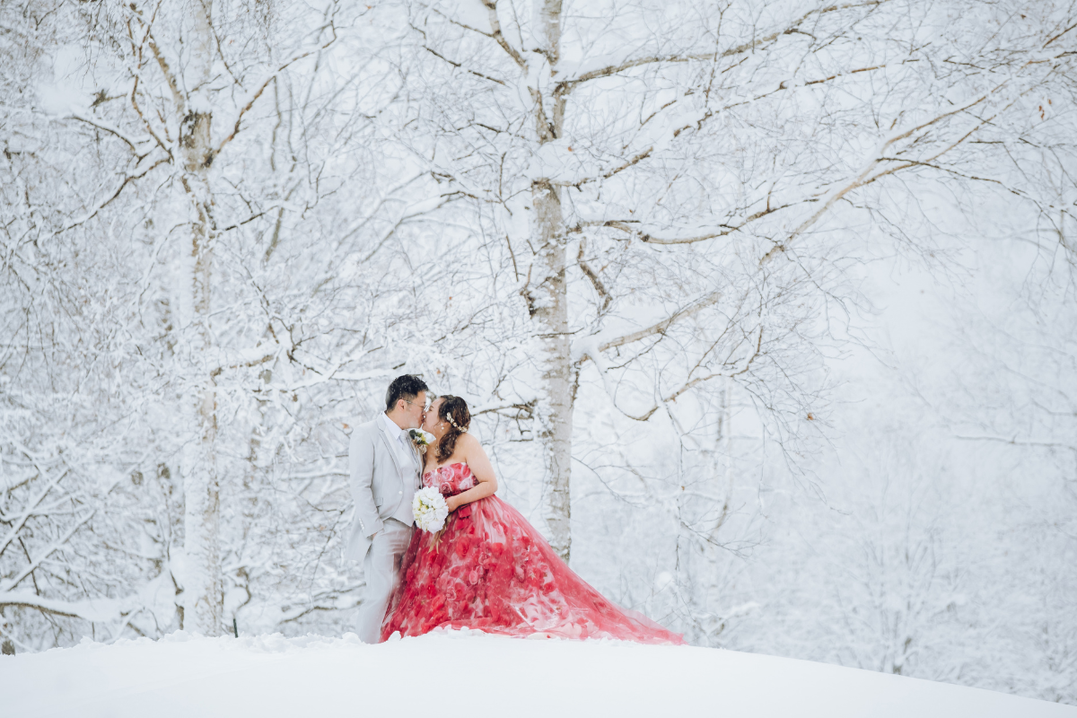北海道婚前拍攝，包括洞爺湖、希爾頓尼塞高度假村和冬季穿和服在狩武頭神社進行拍攝 by Kuma on OneThreeOneFour 14