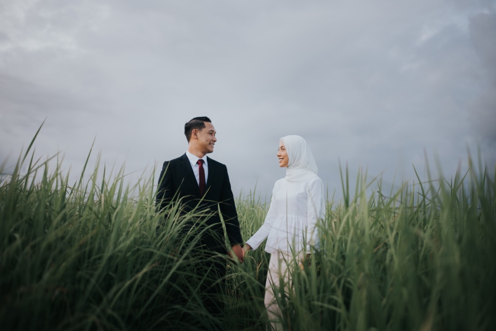 Bali Honeymoon Photoshoot For Singapore Malay Couple by Cahya  on OneThreeOneFour 24
