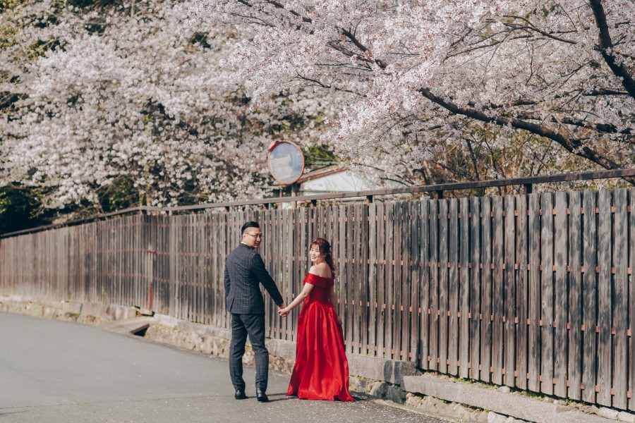 C&W: Kyoto Sakura Pre-wedding Photoshoot  by Kinosaki on OneThreeOneFour 17