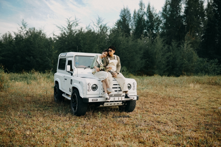 Singapore Pre-Wedding Photoshoot At Coney Island  by Charles on OneThreeOneFour 0